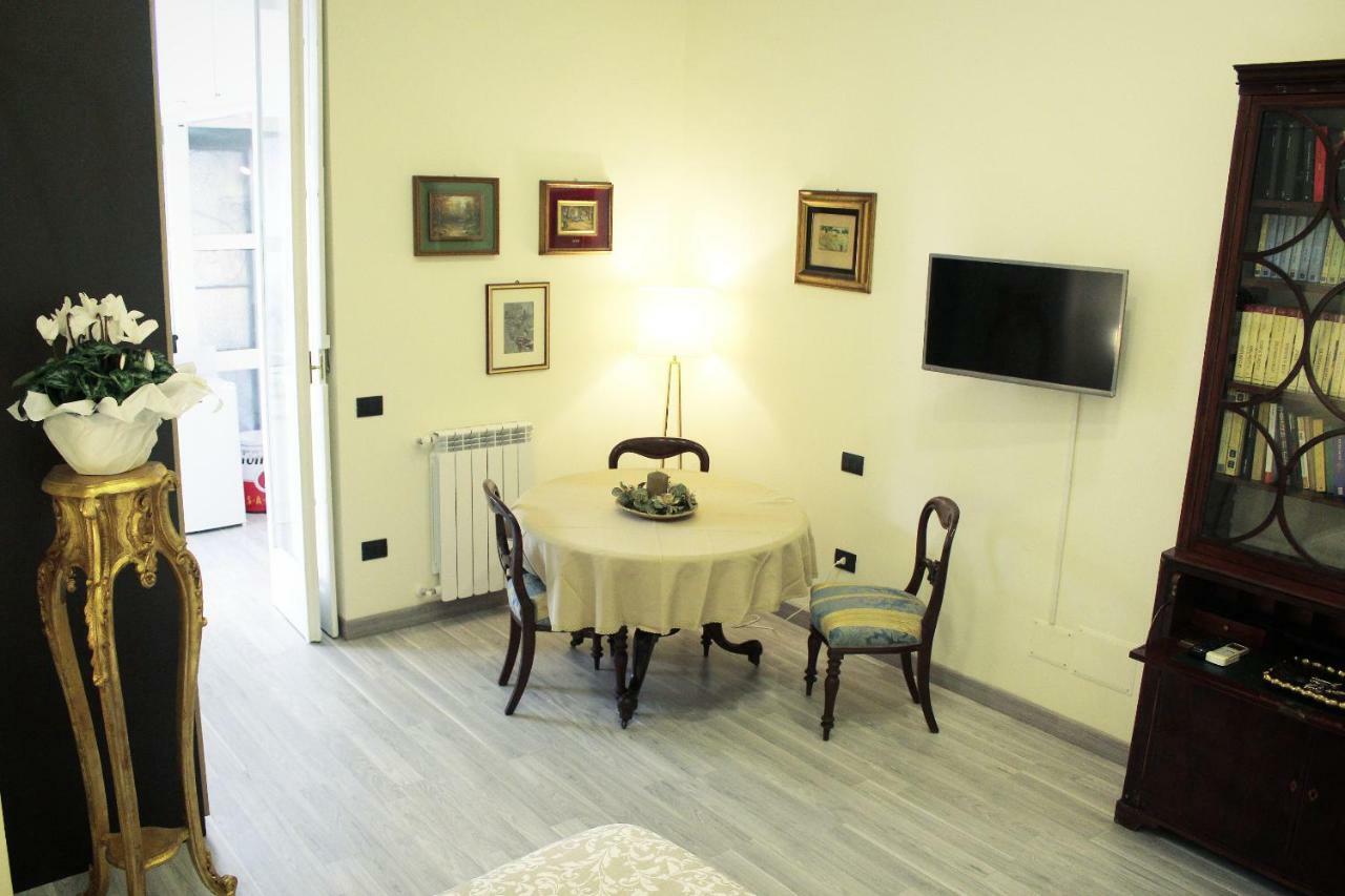 La Suite Del Prof Neapel Exterior foto