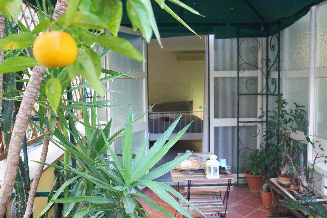 La Suite Del Prof Neapel Exterior foto